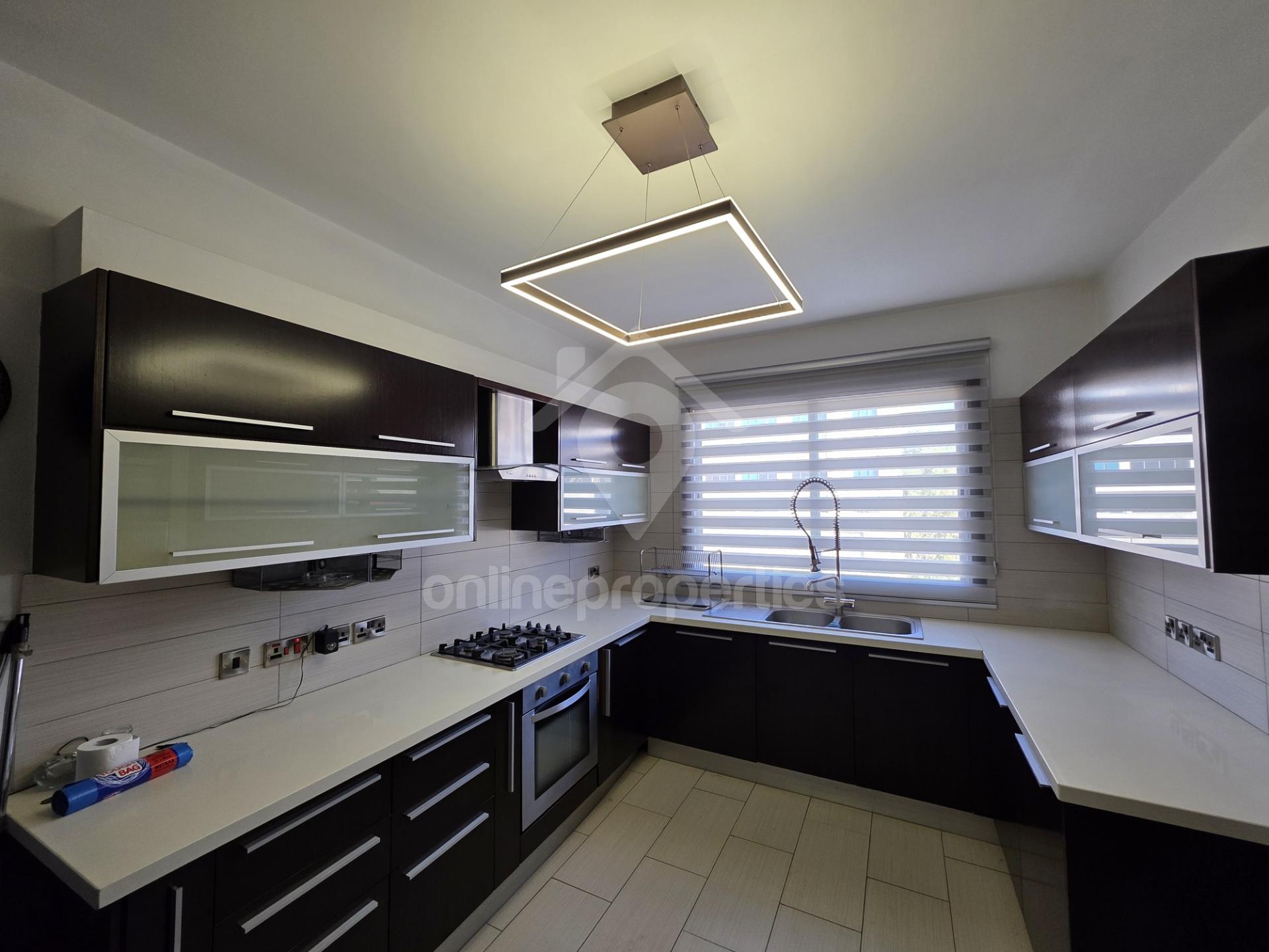 To change image, hover mouse over thumbnails below