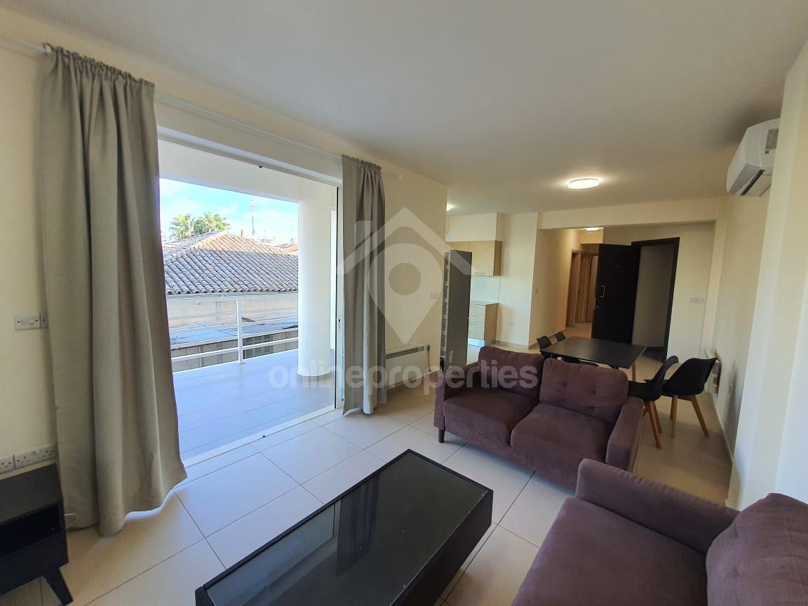 To change image, hover mouse over thumbnails below