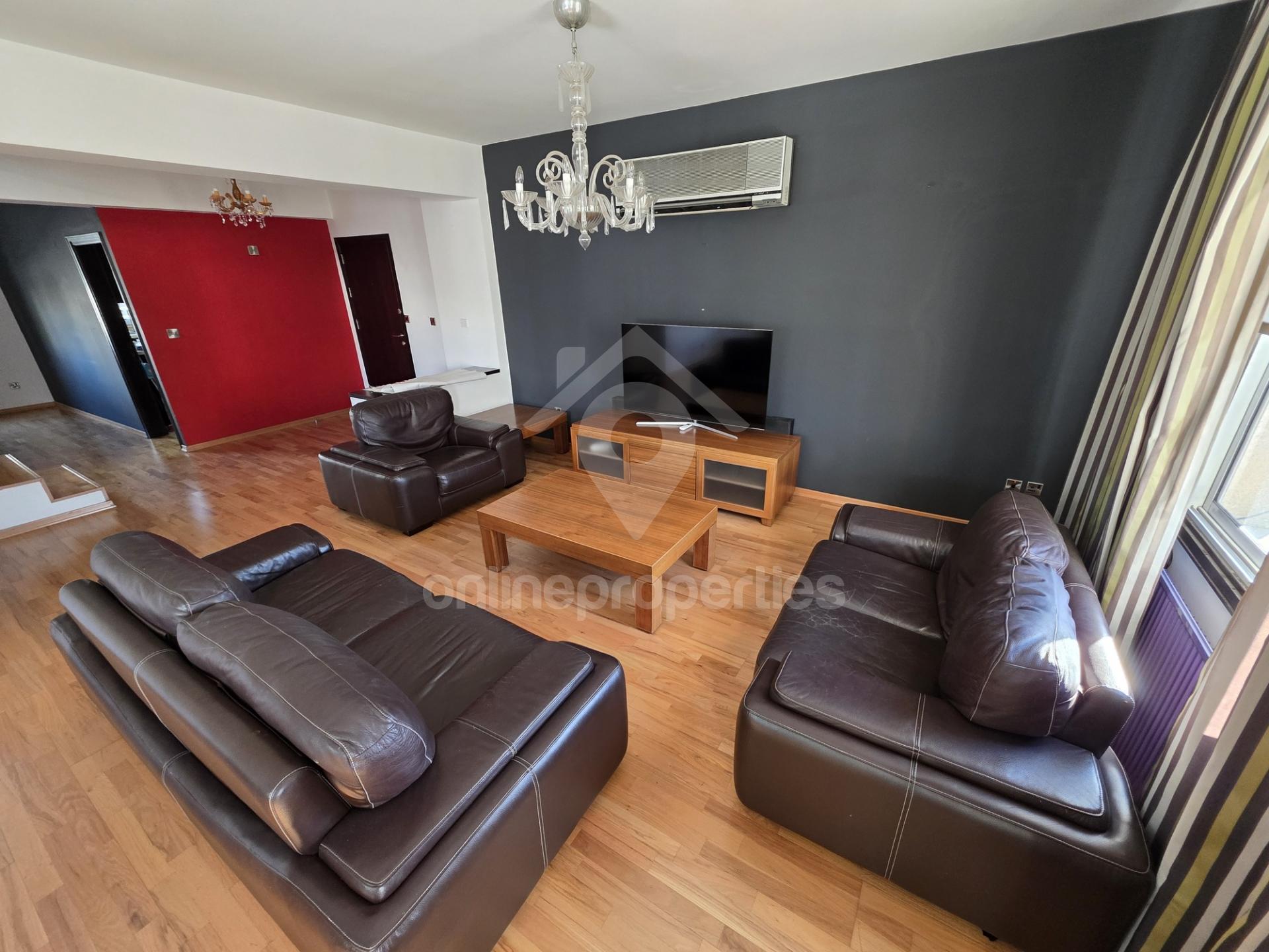 To change image, hover mouse over thumbnails below