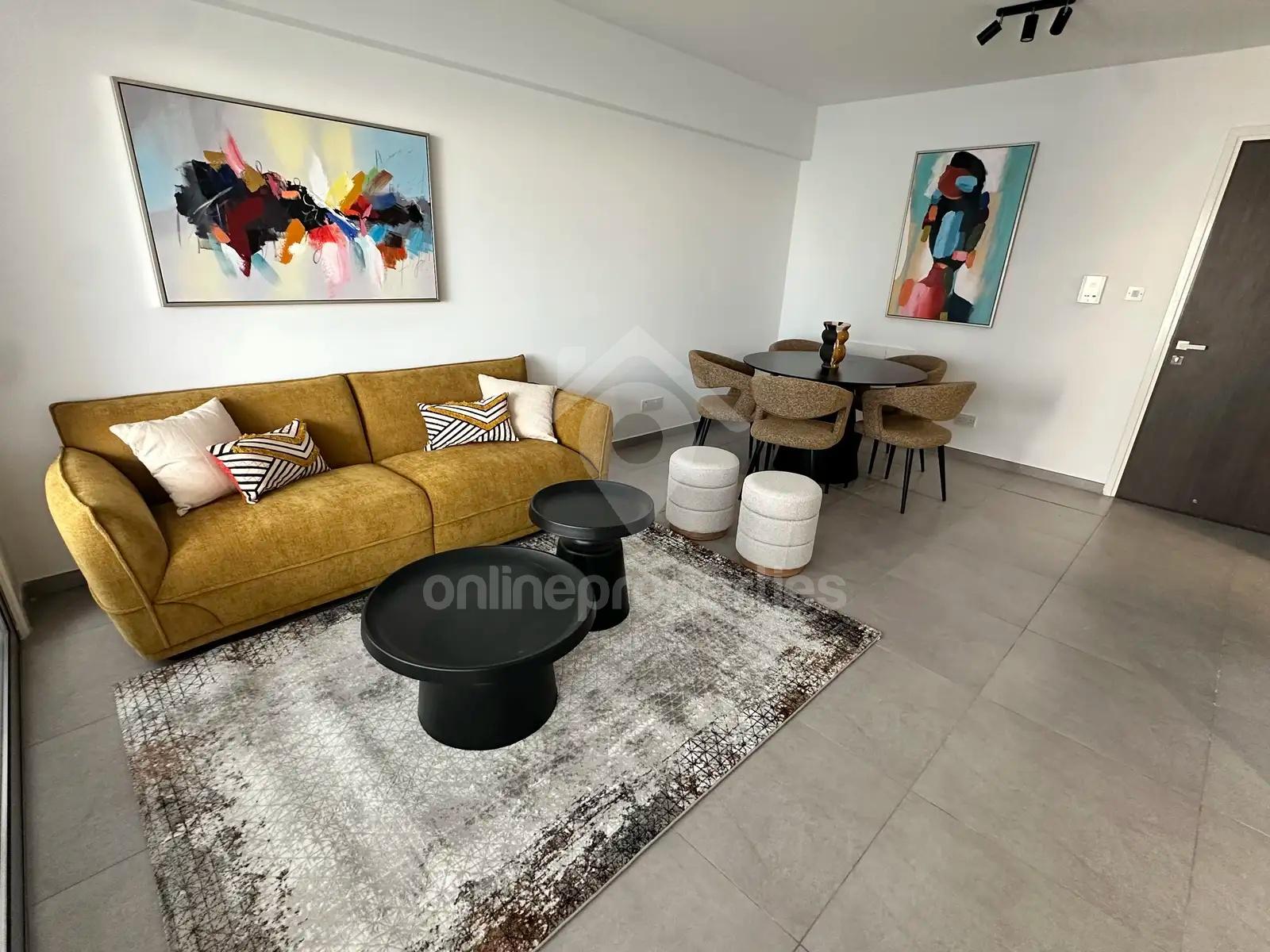 To change image, hover mouse over thumbnails below