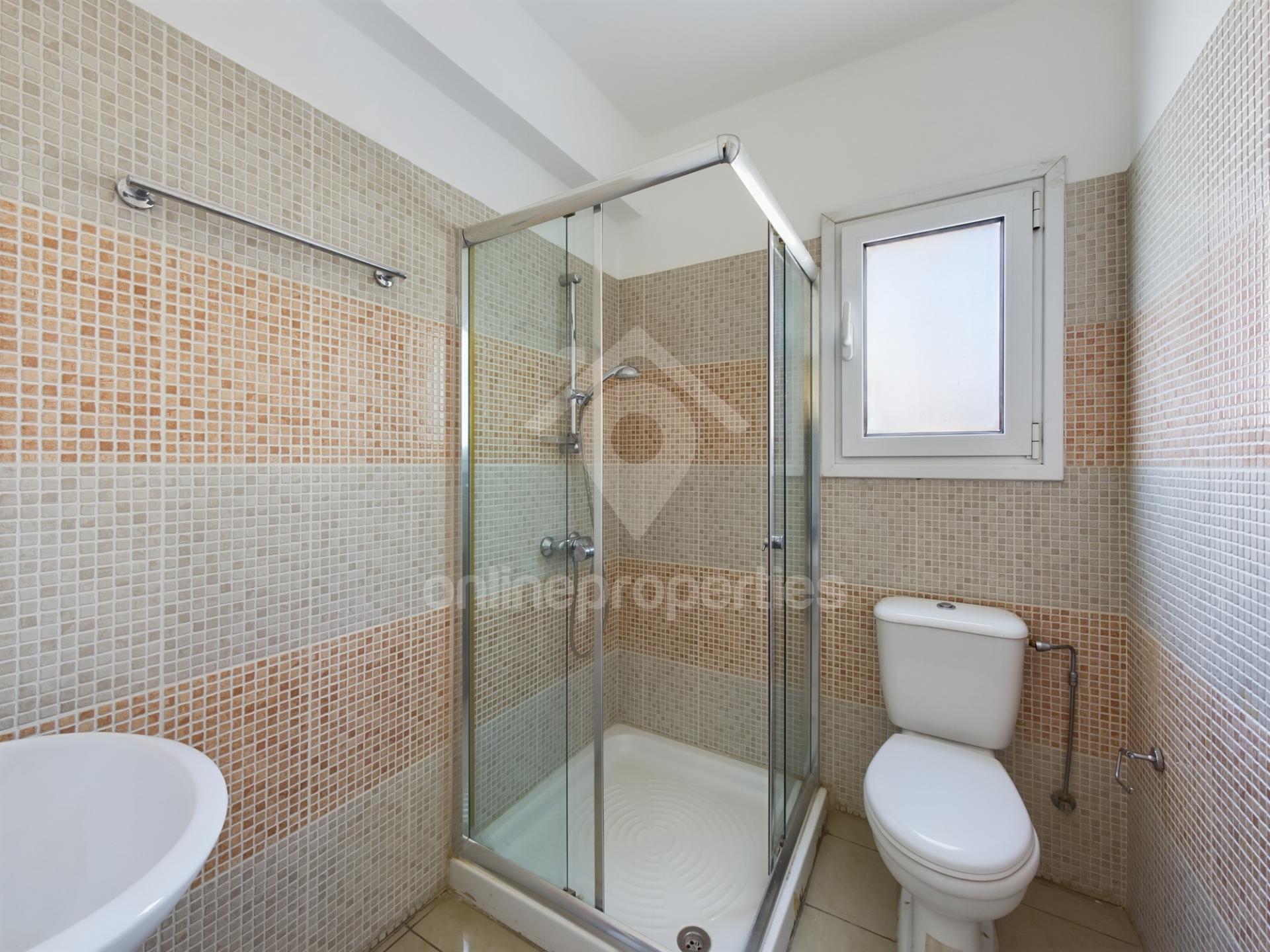 To change image, hover mouse over thumbnails below