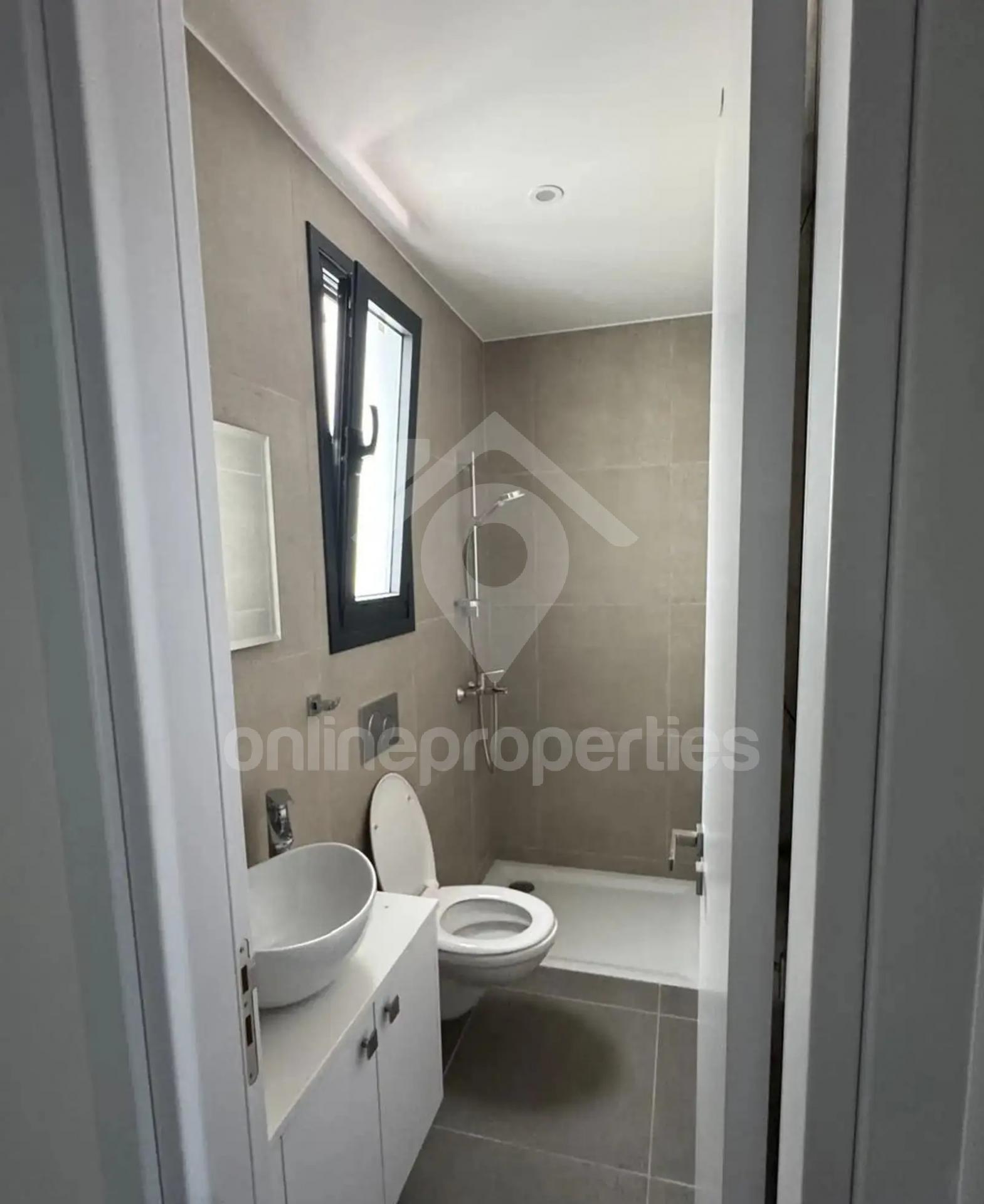 To change image, hover mouse over thumbnails below